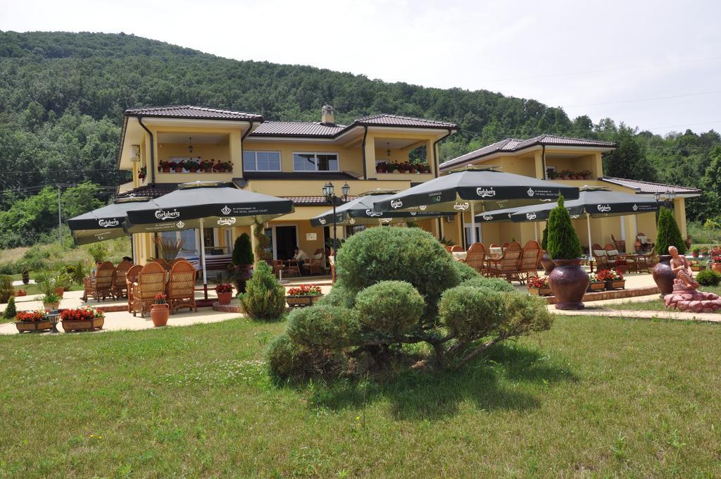 Akva Gold Aparthotel Arandelovac Exterior photo