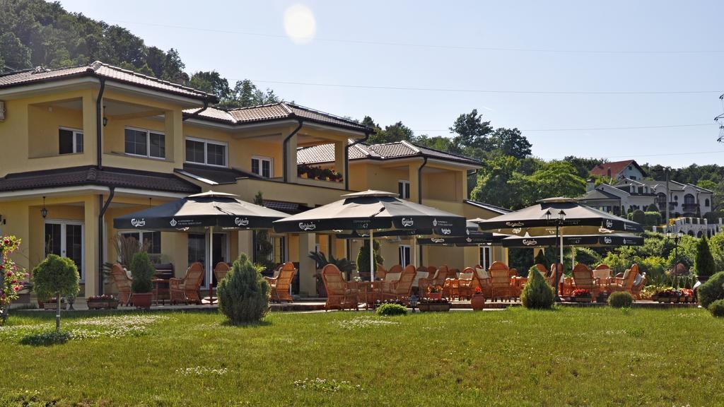 Akva Gold Aparthotel Arandelovac Exterior photo